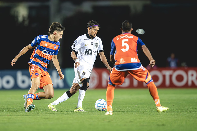Galo estreou com derrota na Sul-Americana - 
