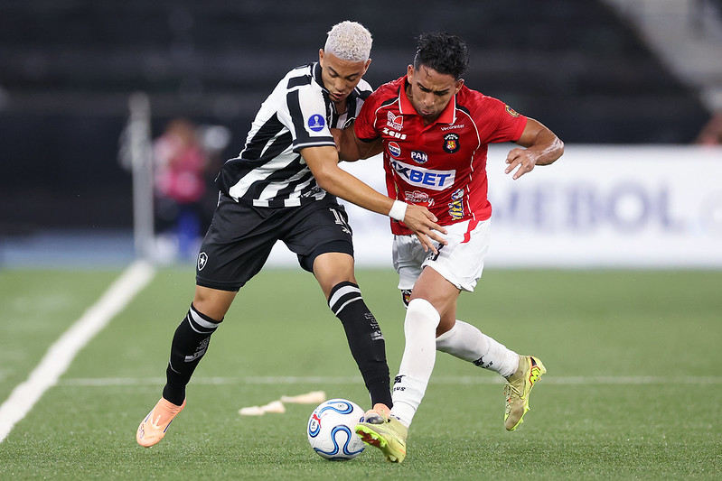 Fogão decepcionou na estreia da Sul-Americana - 