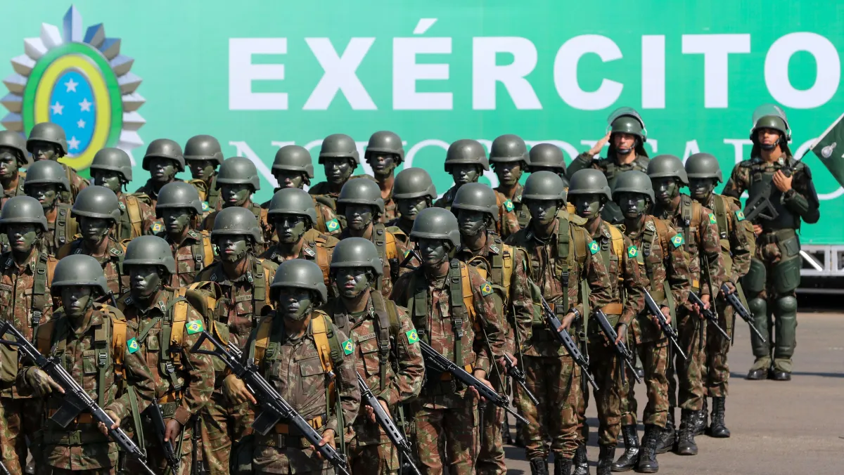 Militares condenados por trama golpista começam a ser presos por ordem do STF