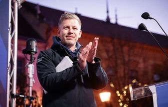 Péter Magyar derrota Orbán e encerra ciclo de 16 anos no poder