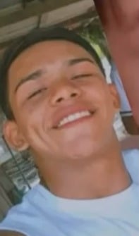 Imagem - Jovem de 17 anos morre afogado após canoa naufragar no rio Curumu, em Alenquer, no Pará