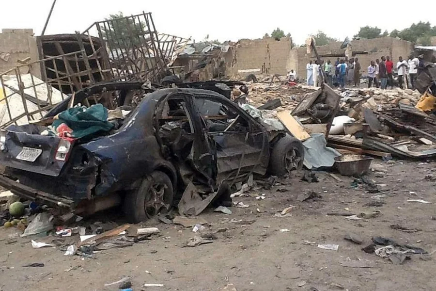 Bombardeio militar atinge mercado e deixa mais de 100 mortos na Nigéria