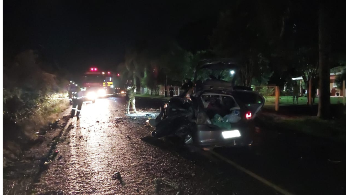 Colisão na SC-355 deixa cinco mortos, entre eles duas crianças