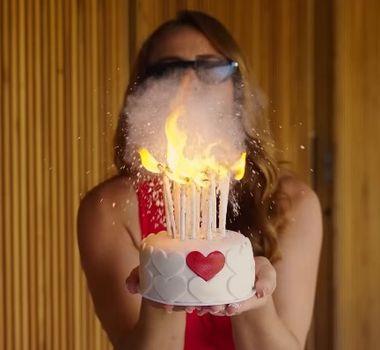 Imagem - Paolla Oliveira diverte seguidores ao fazer trend viral de aniversário