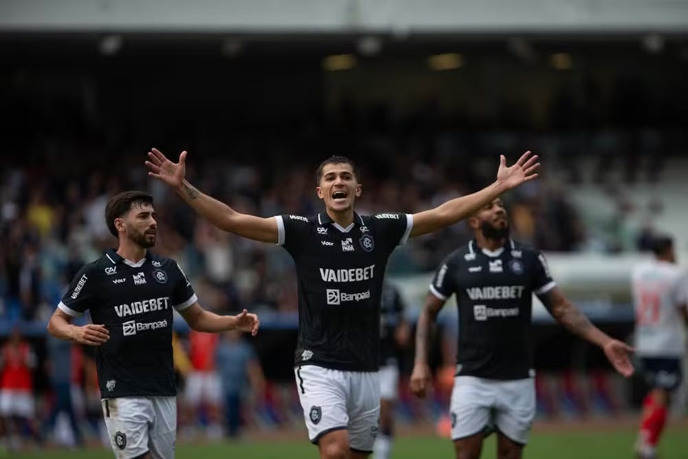Camisa 15 está se recuperando de lesão na panturrilha - 