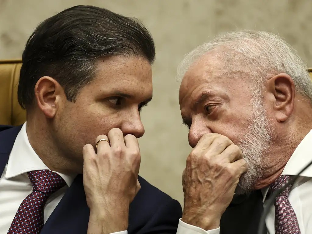 O encontro ocorre após ruídos recentes entre o Executivo e o Legislativo sobre o conteúdo e o timing da proposta e é visto como uma tentativa de coordenar esforços em torno de uma pauta que ganhou força política nas últimas semanas