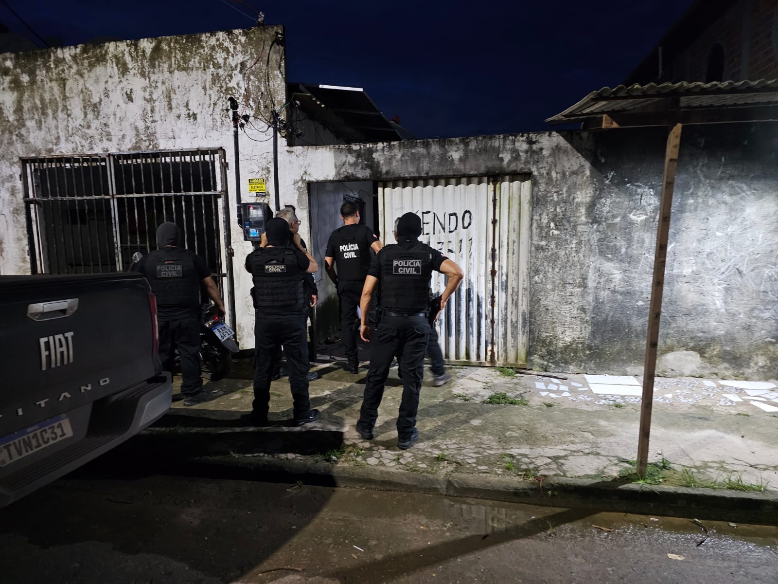 Polícia Civil cumpriu mandados, apreendeu drogas e segue investigando crime ligado a facção