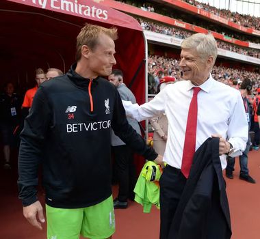 Imagem - Ex-goleiro com passagens por Liverpool e Juventus morre em acidente de trânsito