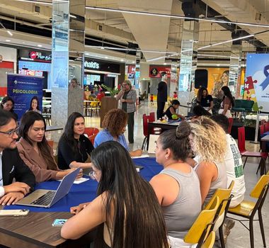 Imagem - Abril Azul: ação em Shopping reúne serviços jurídicos, orientação social e empreendedorismo