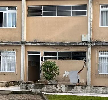 Imagem - Prédio afunda em Santa Catarina e deixa moradores feridos