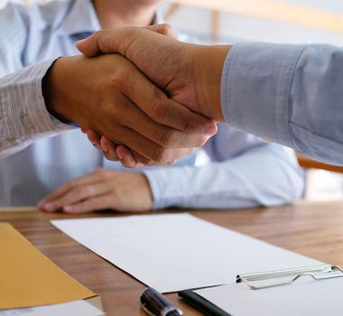 Imagem - Serasa revela que 6 em cada 10 brasileiros já emprestaram o nome para conhecidos