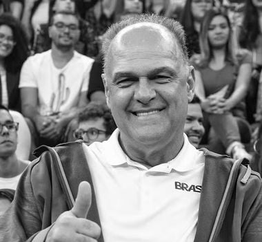Imagem - NBB presta homenagem a Oscar Schmidt e decreta luto oficial no basquete brasileiro