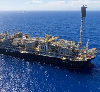 Imagem - Preço do Petróleo cai mais de 10% após reabertura do Estreito de Ormuz