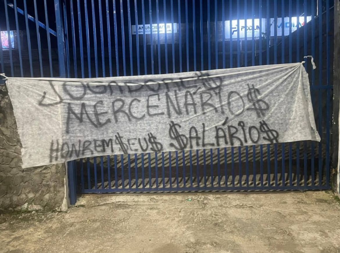 Torcida azulina cobra melhora no desempenho do time - 