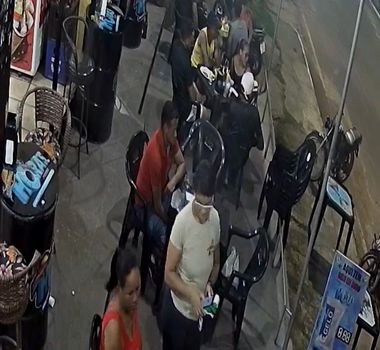 Imagem - Acidente entre carro e motocicleta é registrado por câmeras em Moju