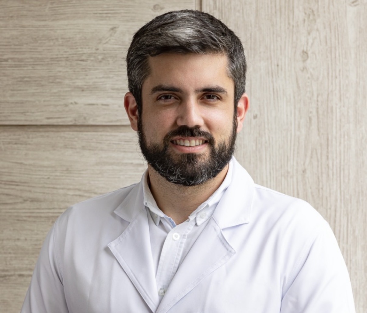 O neurologista Antônio de Matos será um dos convidados do encontro “Amiloidose – A Visão dos Especialistas”
