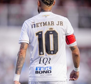 Imagem - Santos leva virada, Neymar tem atuação criticada e ouve gritos de 'não vai pra Copa'
