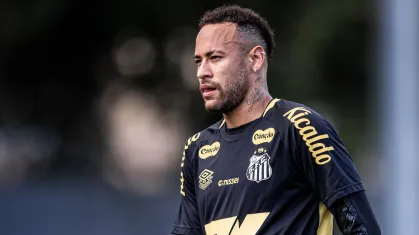 Imagem - Neymar Jr. reage a post após derrota do Santos : ‘não posso nem coçar o ouvido agora?’