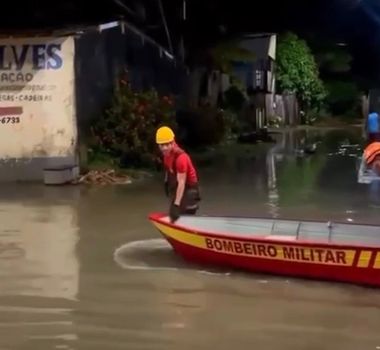 Imagem - Mais de 24 horas de chuva e prejuízos com alagamentos, Belém decreta estado de emergência