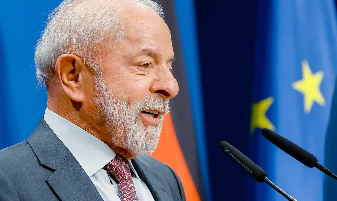 Presidente afirma que EUA não têm direito de desconvidar países