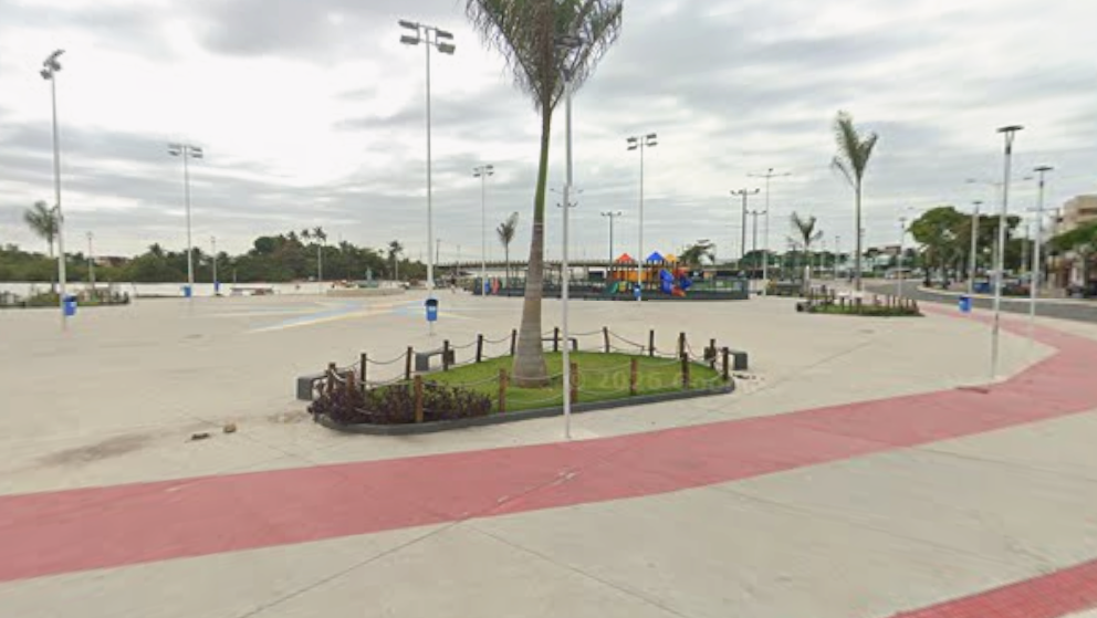 Homem é atacado enquanto dormia e sofre queimaduras em praça no Espírito Santo