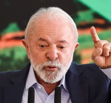 Imagem - Lula diz que vai convocar delegados da PF que estariam 'fingindo trabalhar'