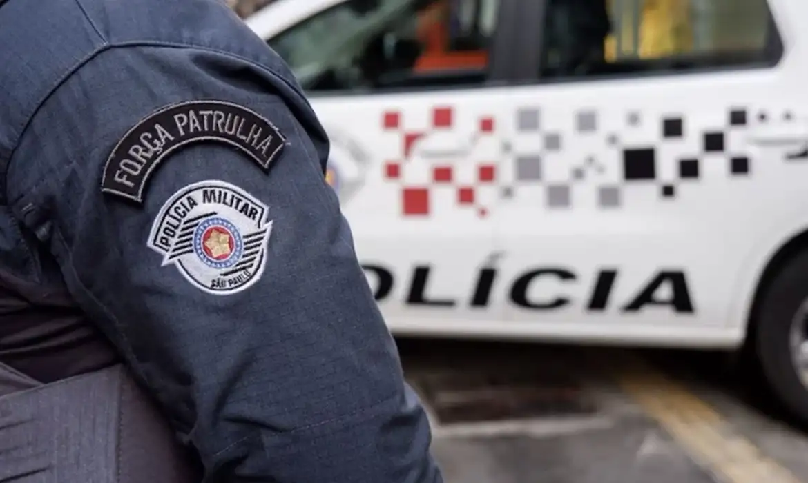 Imagem - PM que atirou e matou mulher em SP é suspensa da função