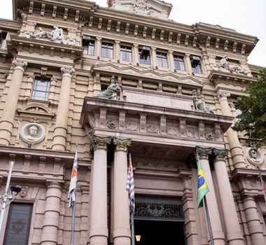 Imagem - Justiça condena Estado de SP a pagar R$ 200 mil aos pais de jovem morto pela PM em mercado