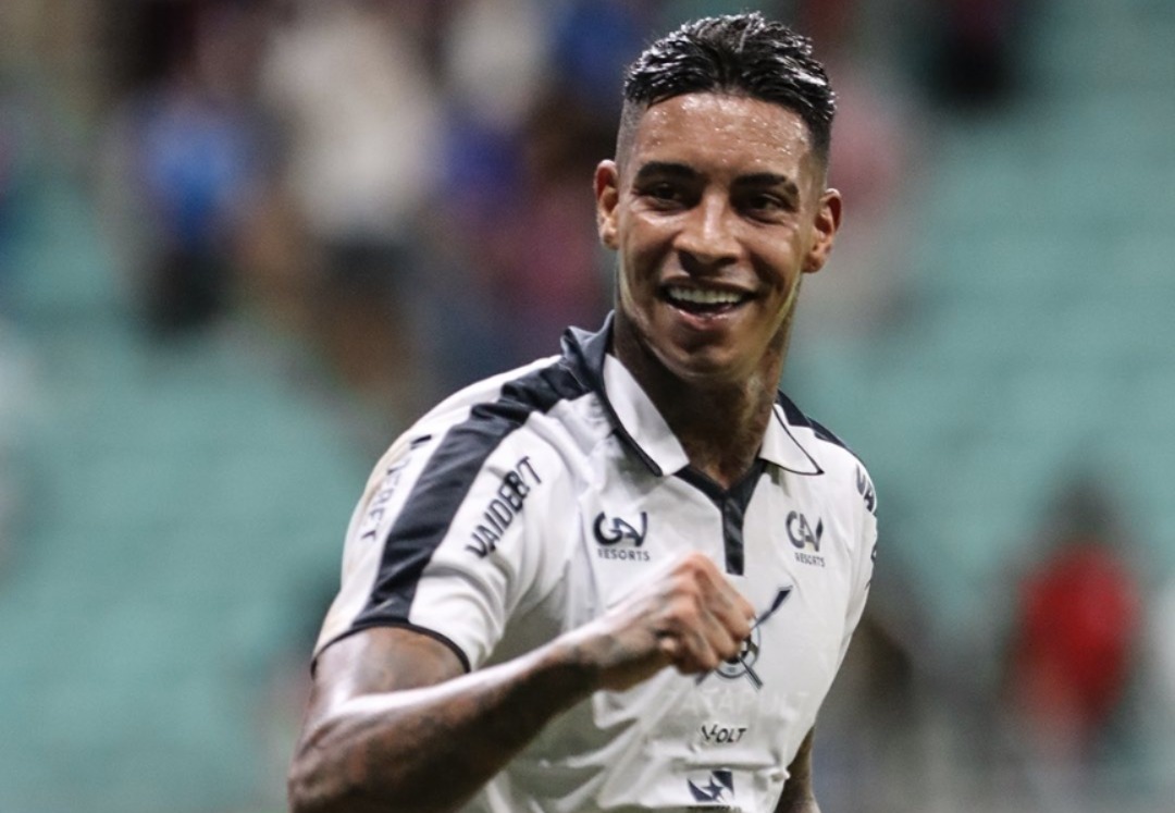 Manga voltou a marcar com a camisa do Leão - 