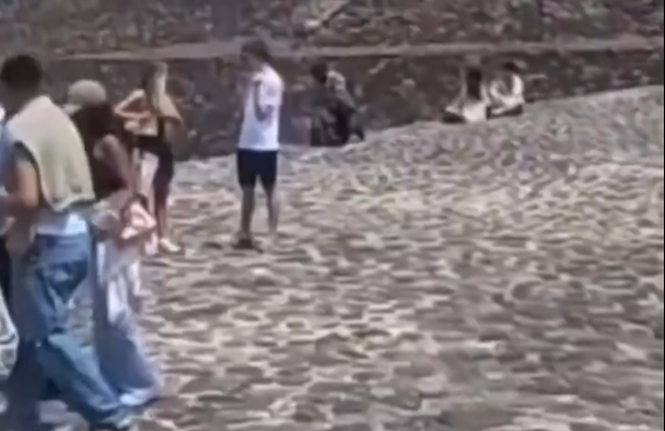 Mexico: turista grava chegada de atirador ao local do ataque que deixou um morto e 13 feridos