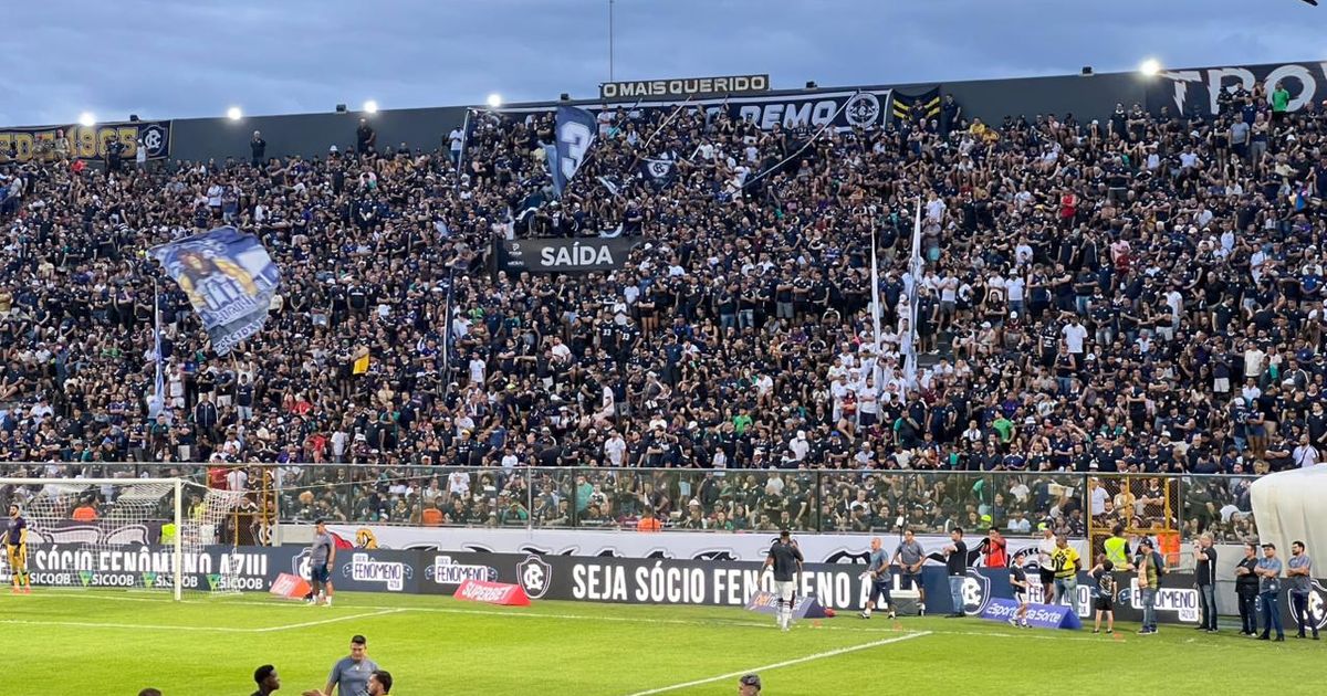 Torcida lotou o Baenão