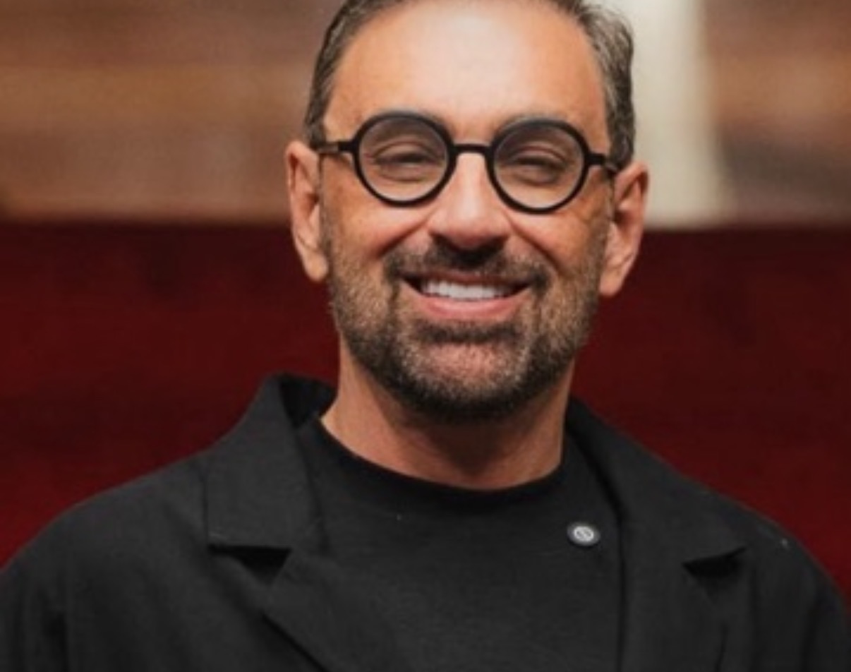 Jefferson Goldenberg, homenageado com o Mérito Carnavalesco "Comenda Osvaldo Garcia", pela Escolas de Samba Associadas
