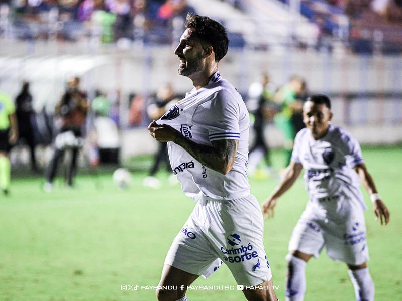 Paysandu goleia Itabaiana por 4 a 1 e entra no G-4 da Série C

