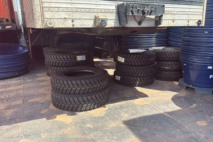 Imagem - Sefa apreende 828 pneus avaliados em mais de R$ 600 mil no Baixo Amazonas