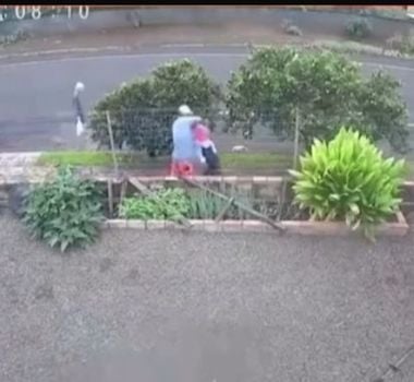 Imagem - Vídeo: Jovem de 16 anos é morta pelo ex-namorado enquanto segurava bebê