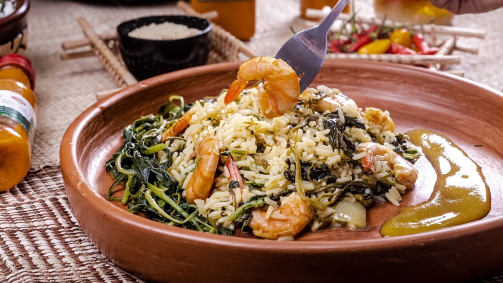 Arroz Paraense, prato típico vendido em Belém.