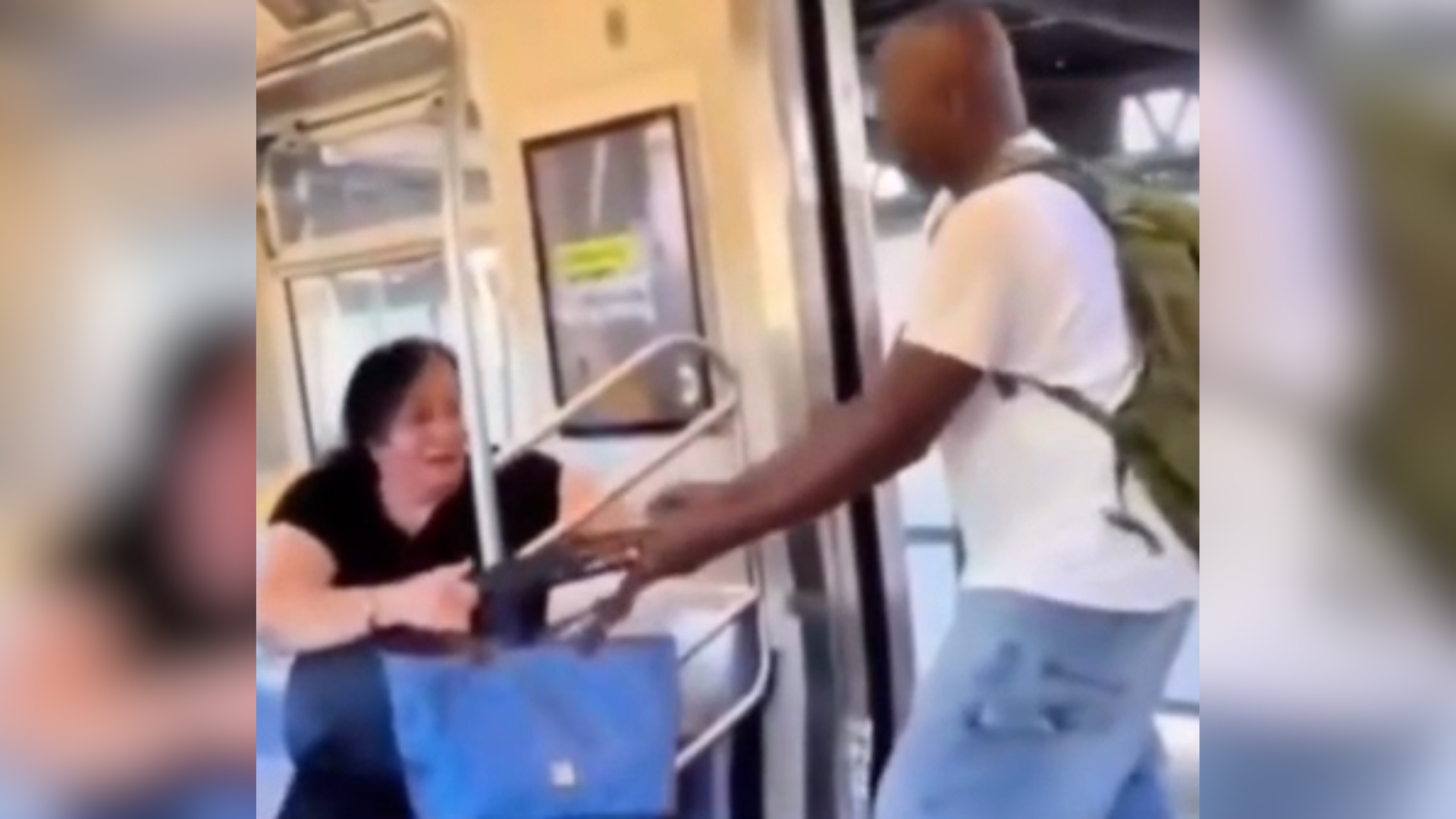 Homem é agredido em metrô de Nova York após acusação falsa de furto