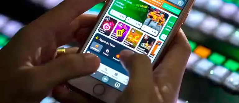 Um estudo da Confederação Nacional do Comércio mostra que os gastos mensais com as chamadas “bets” saltaram de praticamente zero, em 2023, para mais de R$ 30 bilhões em 2026

