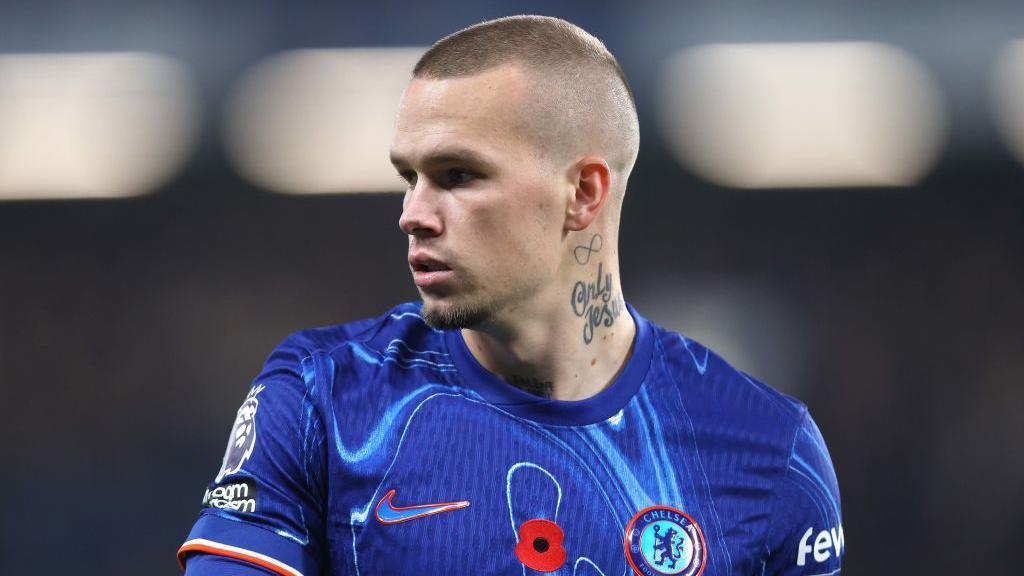 Imagem - Atacante de R$ 400 milhões do Chelsea é suspenso por quatro anos por doping