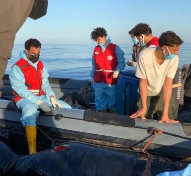 Imagem - 17 migrantes morrem após barco ficar à deriva por oito dias