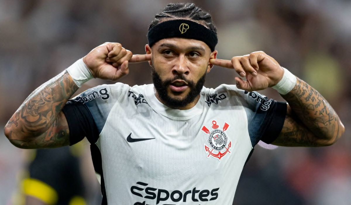 Imagem - Corinthians busca segundo parceiro para encaminhar renovação de Memphis Depay
