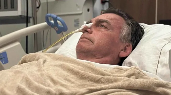 Jair Bolsonaro passa por cirurgia no ombro nesta sexta