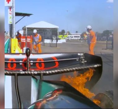 Imagem - Carro de Bortoleto pega fogo e brasileiro larga em último no GP de Miami