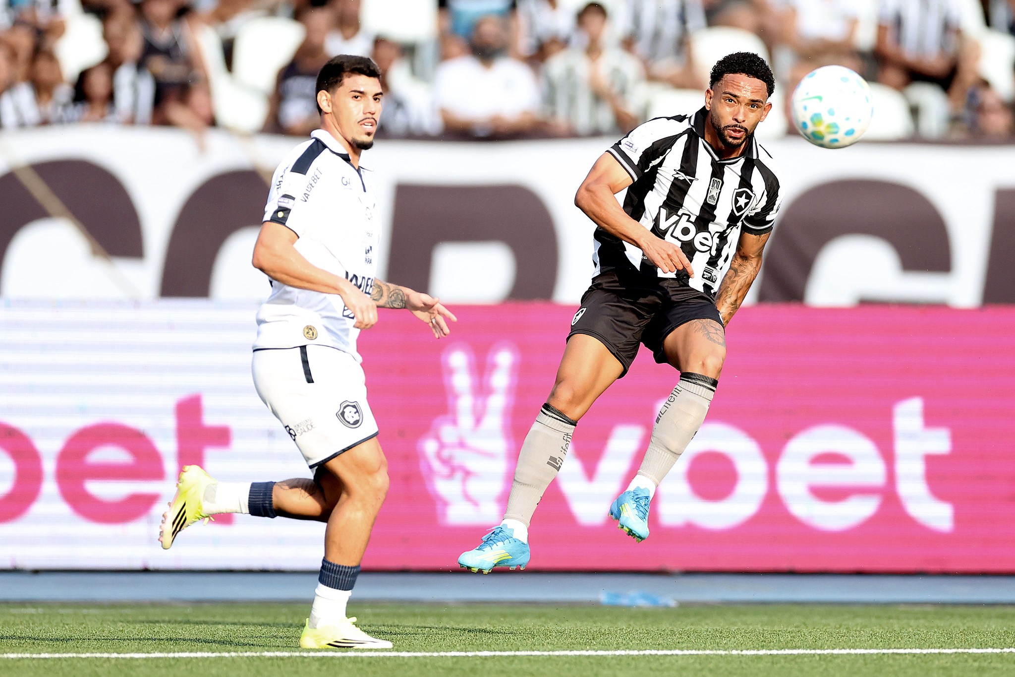 Imagem - Remo vira no fim contra o Botafogo, no Nilton Santos, pelo Brasileirão