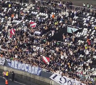 Imagem - Vídeo: torcida do Remo faz festa no Nilton Santos após virada sobre o Botafogo