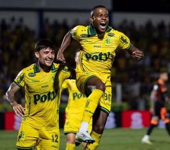 Imagem - Mirassol vence e joga o Corinthians pra zona de rebaixamento do Brasileirão