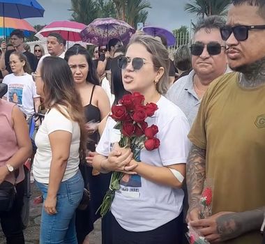 Imagem - Corpo de Matheus Ferreira é sepultado sobe forte comoção em Marituba
