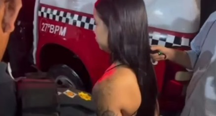 Imagem - Jovem é presa suspeita de participação em assalto de Shopping, em Belém