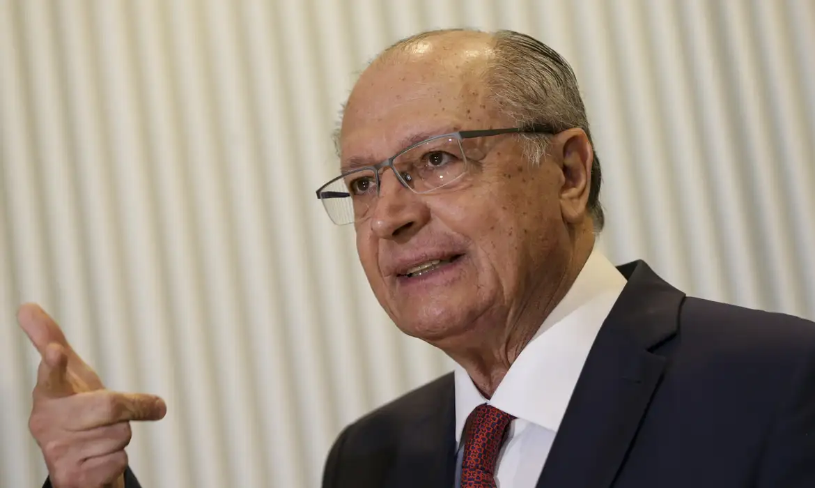 Imagem - Alckmin defende mandatos temporários para ministros do STF em meio a debate sobre reforma