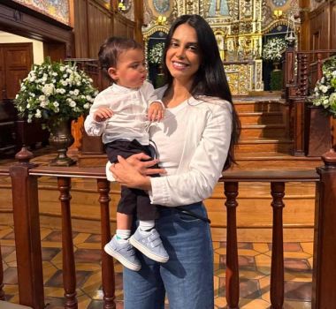 Imagem - Mãe solo é retirada de voo pela PF após pedir ajuda para guardar carrinho de bebê
